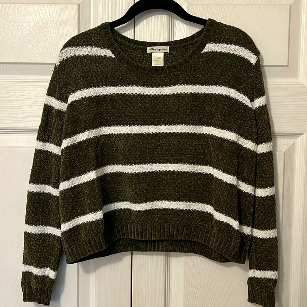 Green & White Striped Cropped Sweater - Size Small